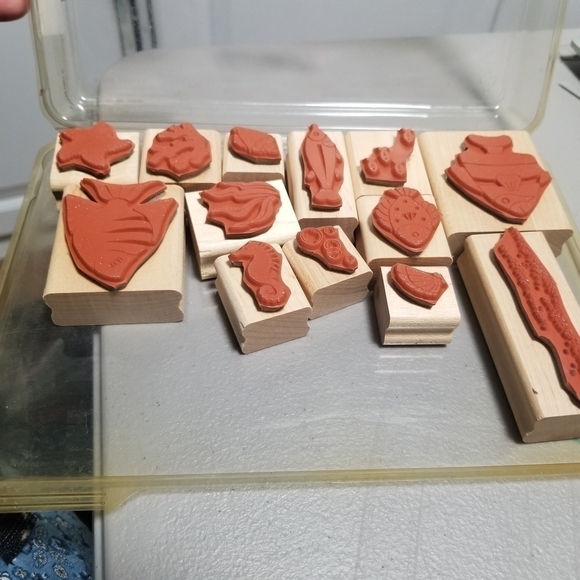 Stampin' Up Vintage Fish Frolics stamp set - Picture 2 of 2